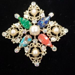 Sarah Coventry multi color square brooch Sp3